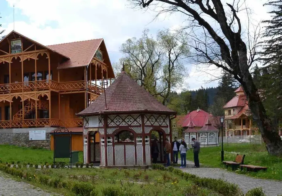 Stațiunea Borsec: ce vizitezi, izvoarele și Fontana