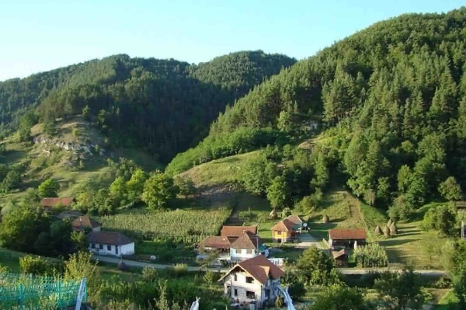 Ce vizitezi în jurul stațiunii Vața de Jos