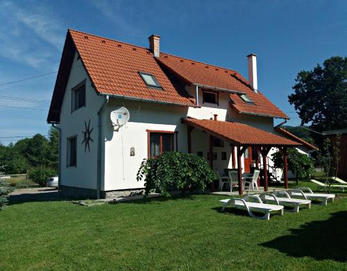 Listing cover image