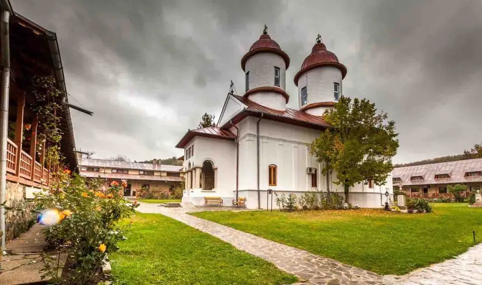 Mănăstirea Viforâta