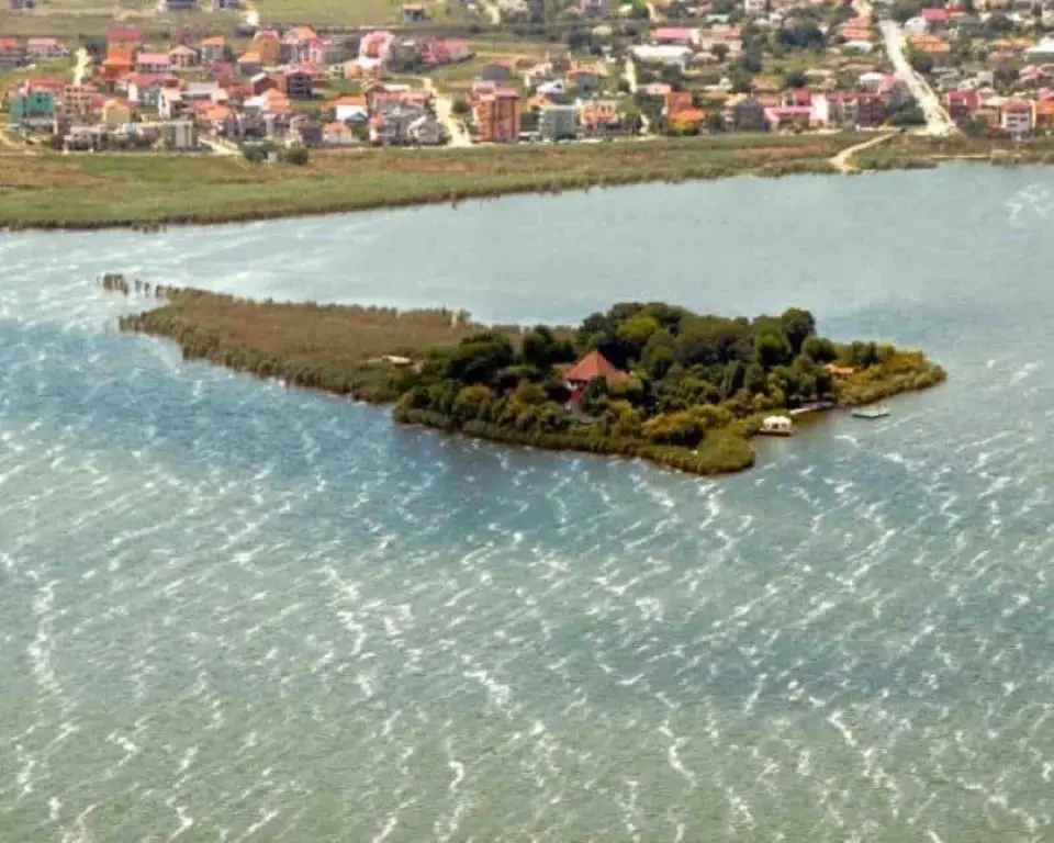 Foto: arhiva site-ului Insula Ovidiu, fotografia 1
