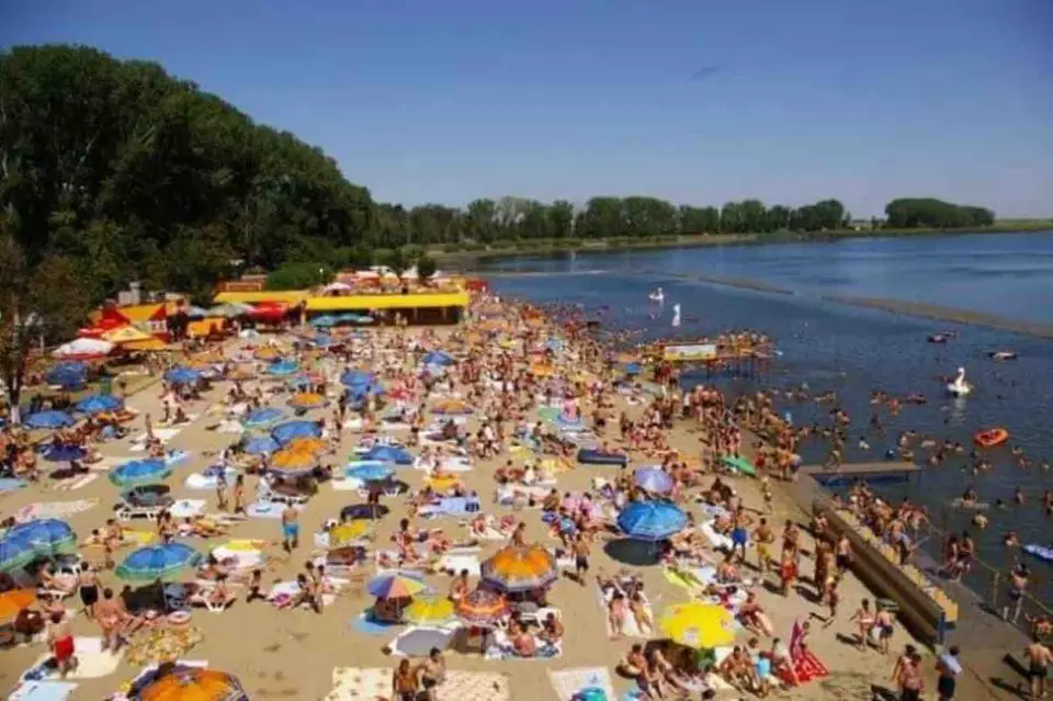 Lacul Amara