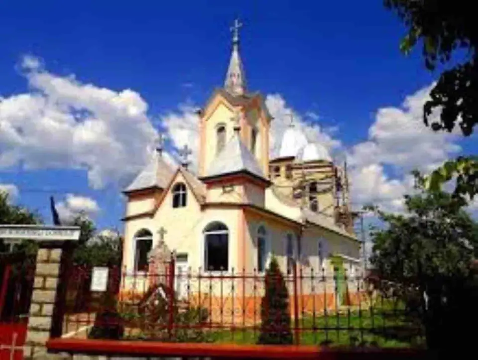 Biserica Ortodoxă Rontău